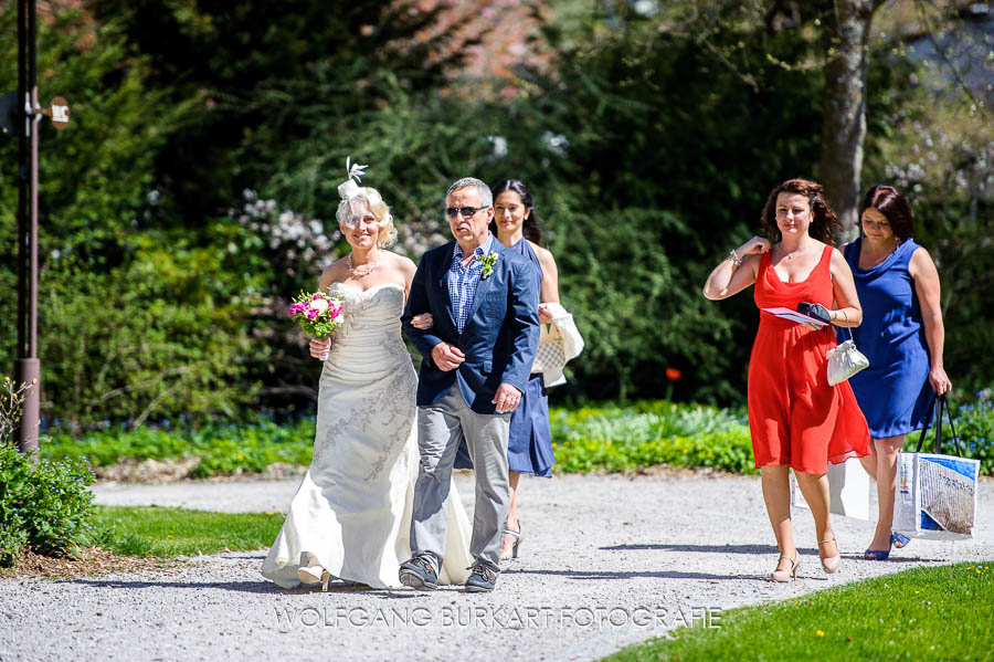 Hochzeit Fotograf Bad Tölz, Ankunft der Braut
