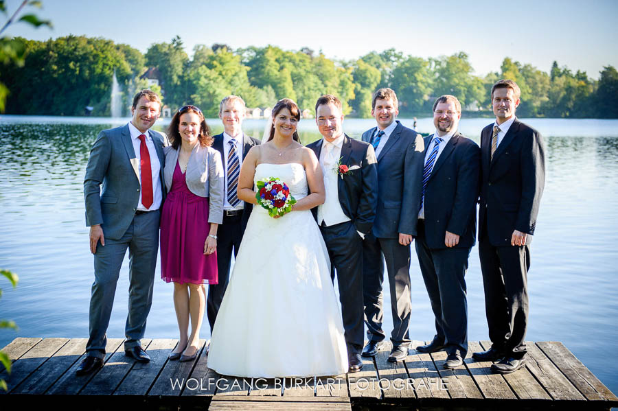 Hochzeit Fotograf München, Gruppenfoto am Wesslinger See