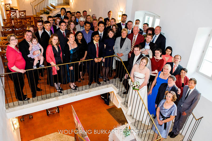 Hochzeitsfotograf München Pasing, Gruppenbild in Schloss Blutenburg