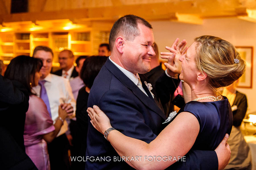 Hochzeitsfotograf Kreuth, Tanz der Hochzeitsgesellschaft