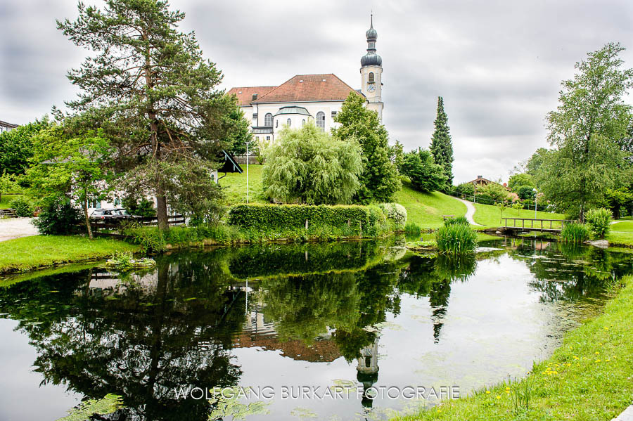 Hochzeitsfotograf Chiemsee, Kirche St. Johannes der Täufer in Breitbrunn