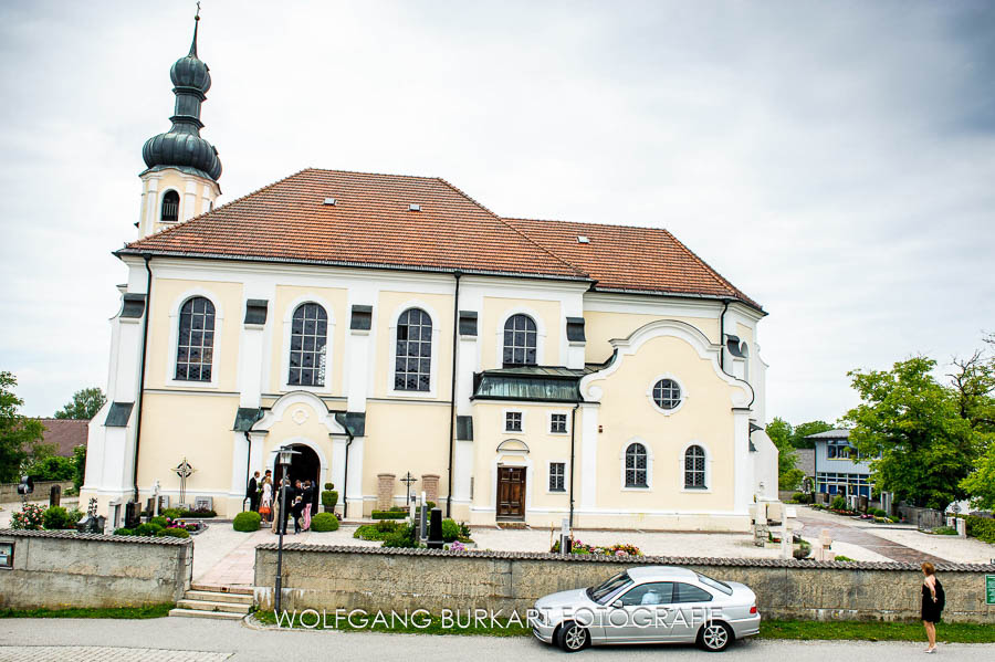 Hochzeitsfotografie Chiemsee, Pfarrkirche St. Johannes der Täufer in Breitbrunn